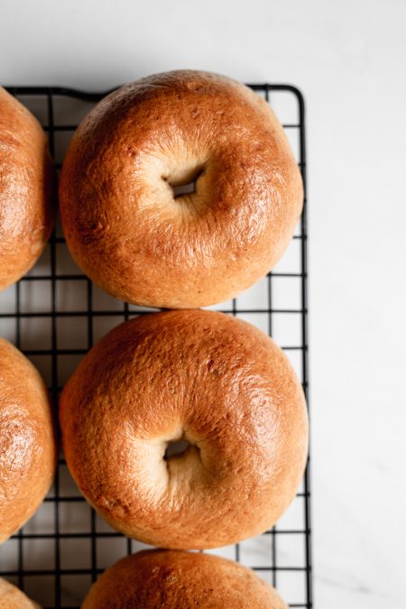 Spicy garlic and onion bagels