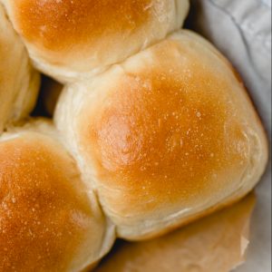 Buttermilk Dinner Rolls