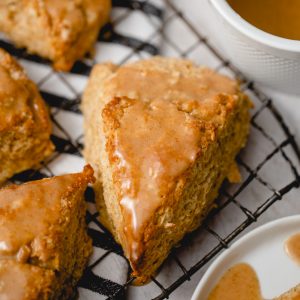 apple cider scones