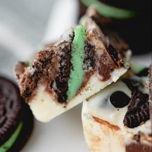 Mint Cookie Fudge