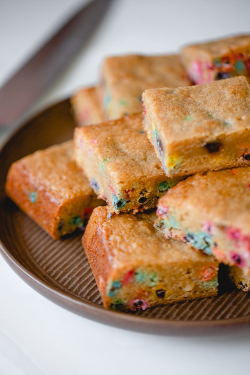 Malted milk blondies