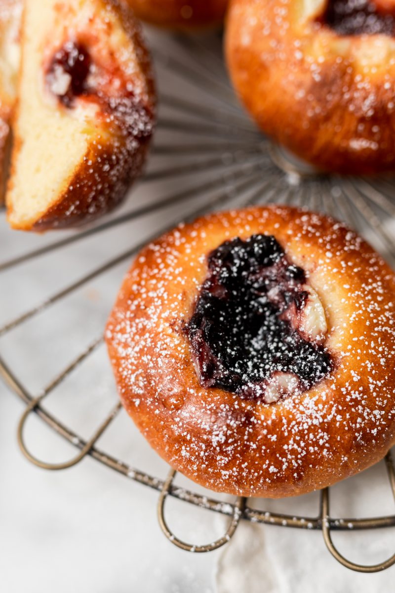 Berry cheesecake brioche buns