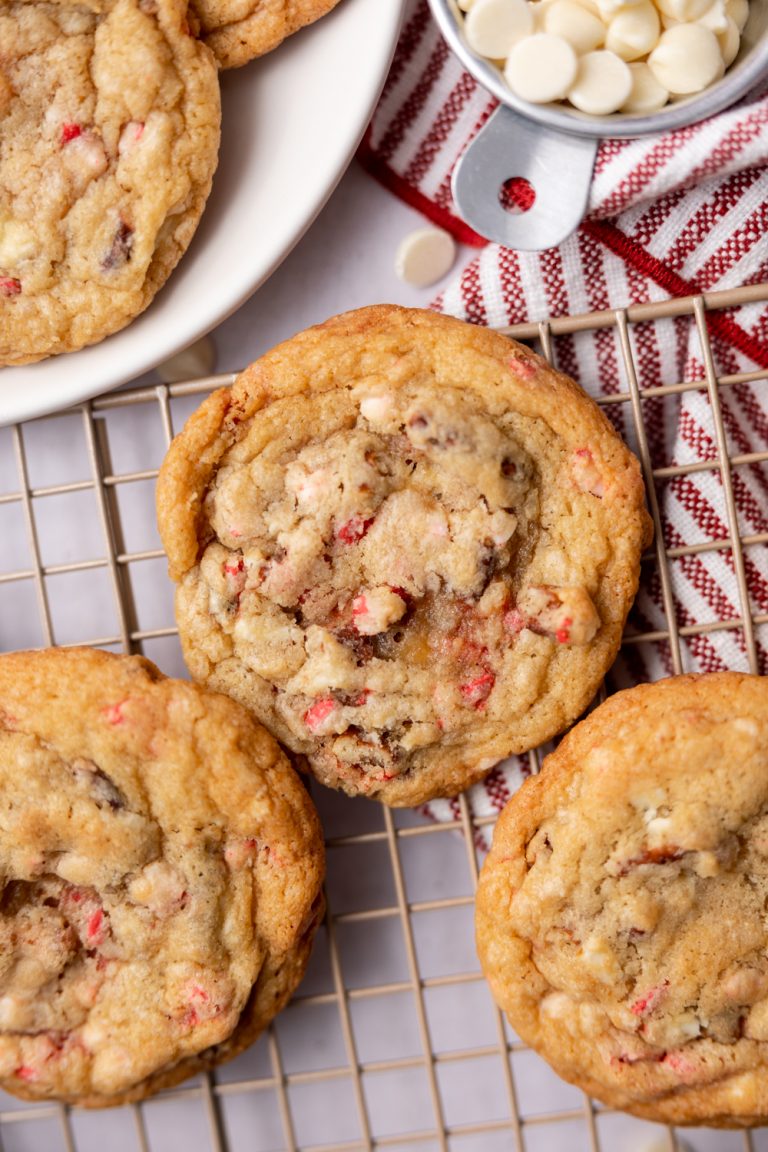 white chocolate peppermint pretzel cookies