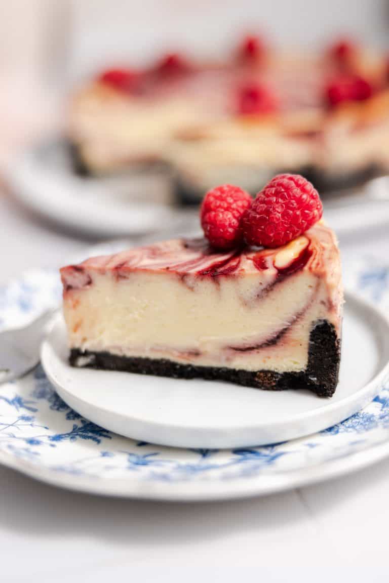white chocolate raspberry cheesecake